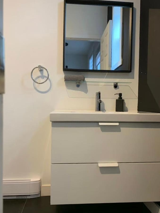 Appartements Le Charme De Limoilou ควิเบกซิตี้ ภายนอก รูปภาพ