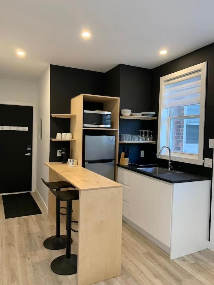 Appartements Le Charme De Limoilou ควิเบกซิตี้ ภายนอก รูปภาพ