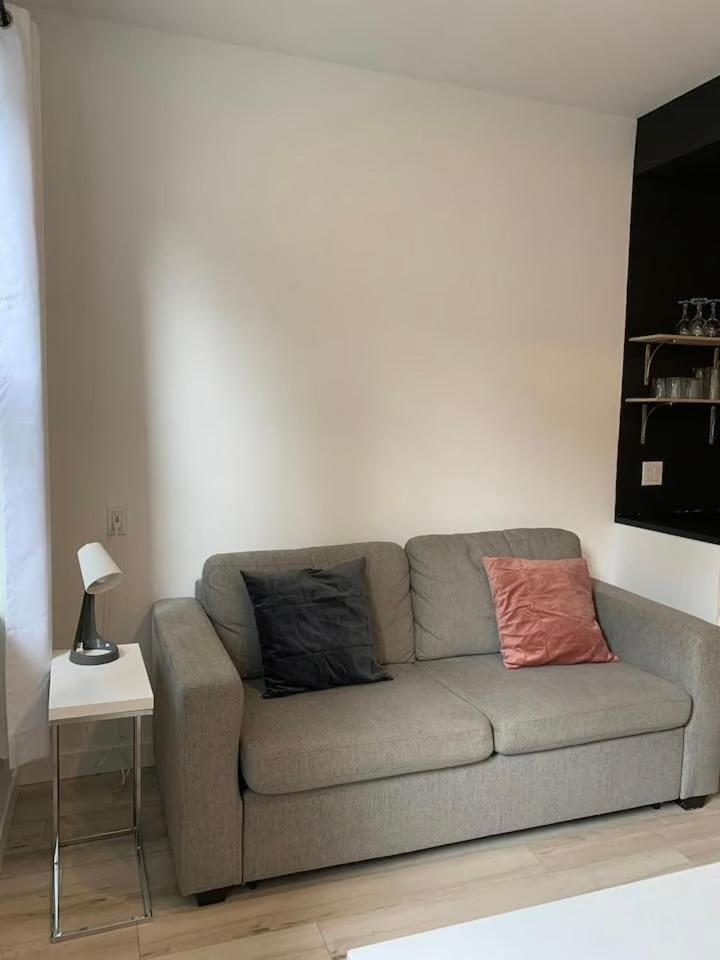Appartements Le Charme De Limoilou ควิเบกซิตี้ ภายนอก รูปภาพ