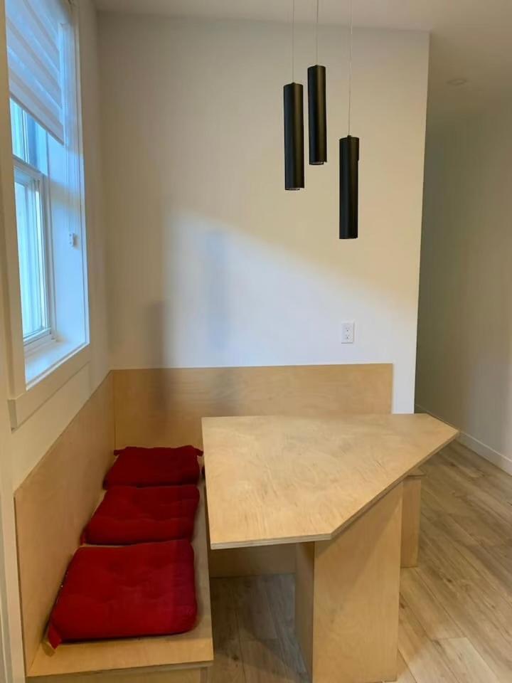 Appartements Le Charme De Limoilou ควิเบกซิตี้ ภายนอก รูปภาพ